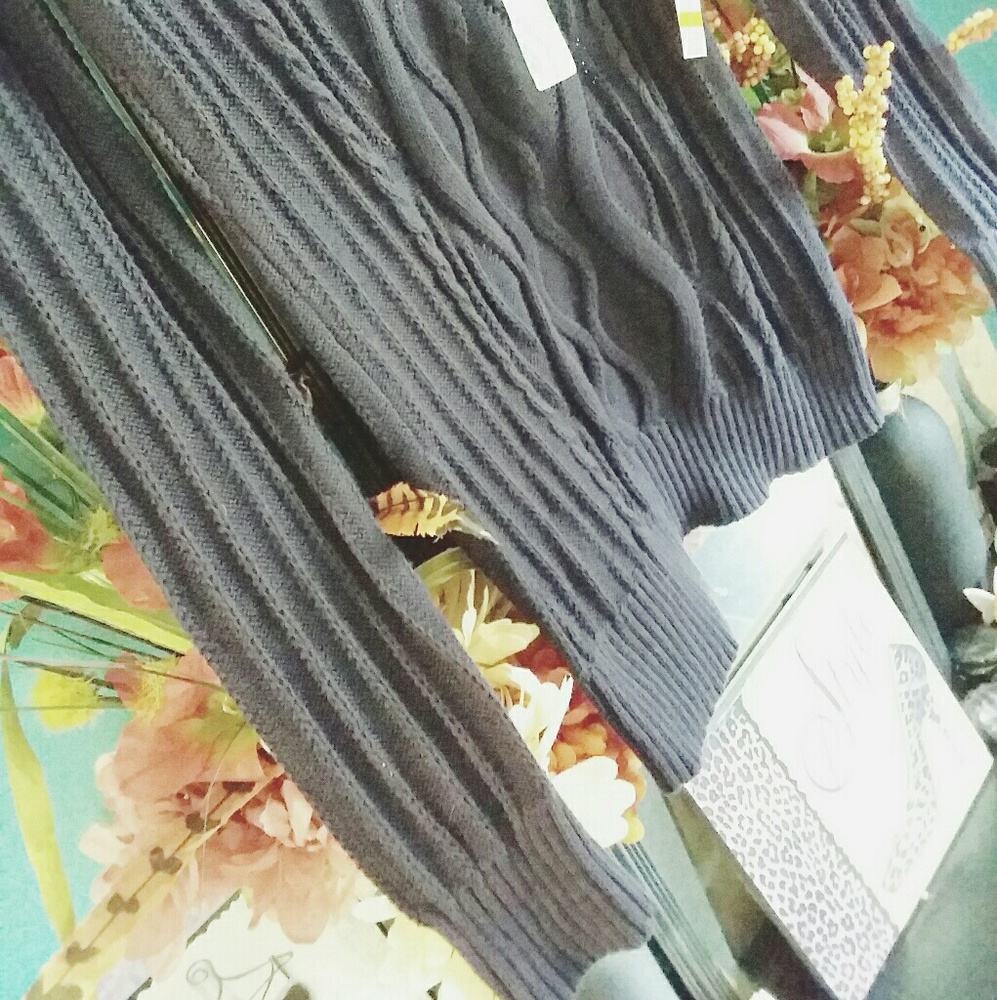 Studio Works-sweater - Picture 5 of 7